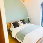2 Bedroom With Terrace And Parking Apartament