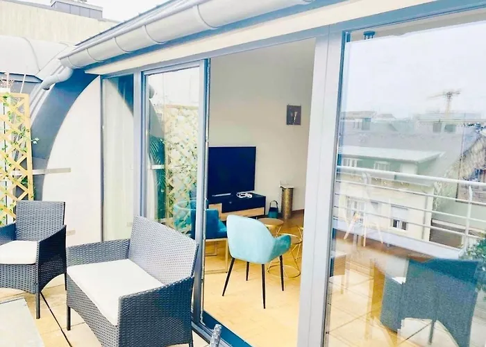 아파트 2 Bedroom With Terrace And Parking