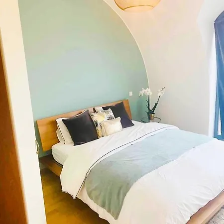 2 Bedroom With Terrace And Parking شقة