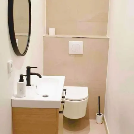 2 Bedroom With Terrace And Parking شقة