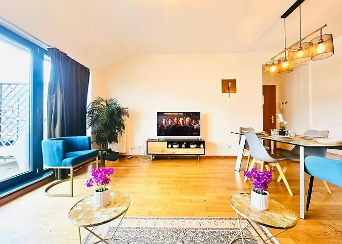 2 Bedroom With Terrace And Parking شقة *